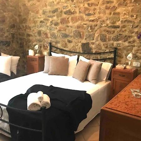Villetta Indipendente Con Giardino Campiglia dʼOrcia Eksteriør bilde